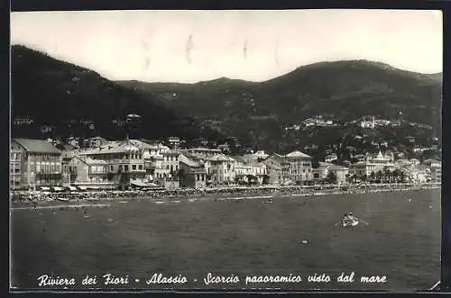 AK Alassio, Scorcia paaoramico visto dal mare, Riviera dei Fiori