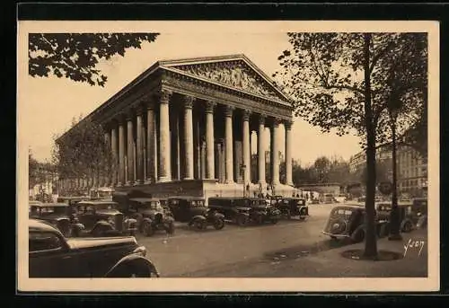 AK Paris, Église de la Madeleine, Autos parken vor der Kirche