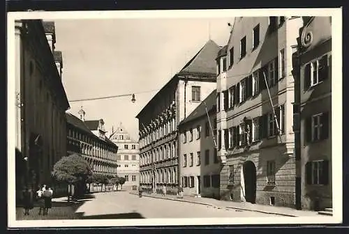 AK Dillingen /Donau, Strassenpartie mit Hochschule und Gymnasium