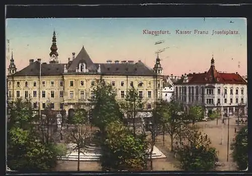 AK Klagenfurt, Kaiser Franz Josefsplatz, Litfasssäule