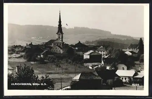 AK Ulrichsberg /O.D., Teilansicht mit Kirche aus der Vogelschau