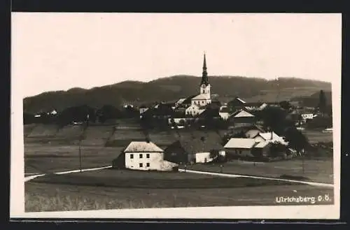 AK Ulrichsberg /O. Ö., Ortsansicht mit Kirche