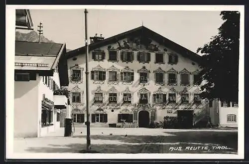 AK Reutte /Tirol, Der Gasthof zum Schwarzen Adler, Inh. E. Hornstein