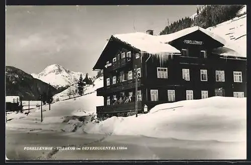 AK St. Jakob /Defereggental, Haus Forellenhof im Winter