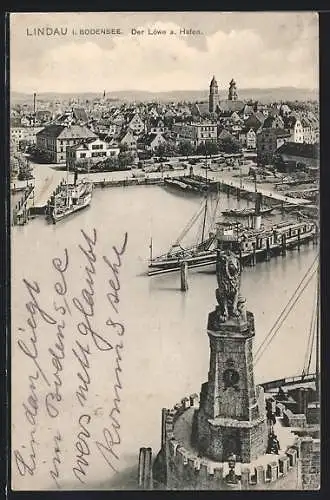 AK Lindau i. Bodensee, Löwe am Hafen, Dampfer