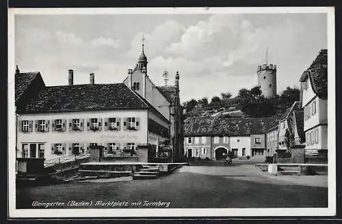 AK Weingarten / Baden, Marktplatz mit Turmberg