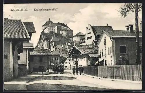 AK Kufstein, Kaiserbergstrasse mit Kutsche