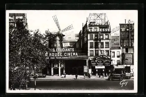 AK Paris, Moulin Rouge, Motiv mit Passanten