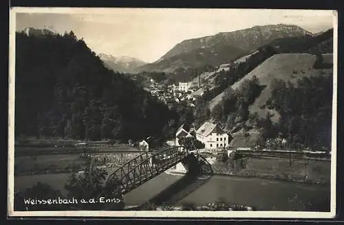 AK Weissenbach a. d. Enns, Ortsansicht durch die Talsenke