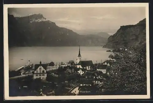 AK Fluelen, Ortsansicht mit Kirche und Dampfer