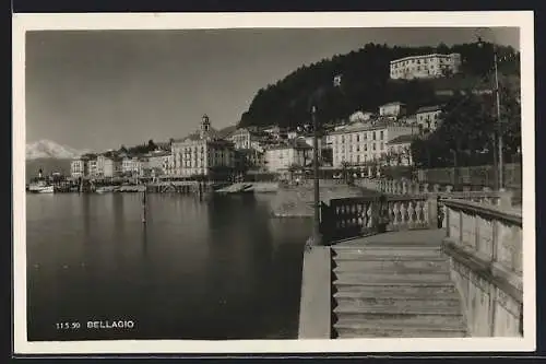 AK Bellagio, Partie am Wasser mit Blick zum Restaurant