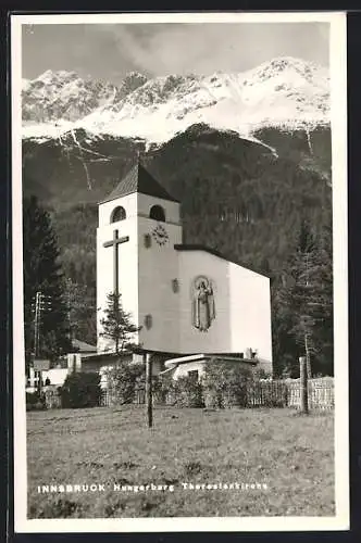 AK Innsbruck-Hungerburg, Theresienkirche gegen schneebedeckte Gipfel