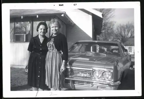 Fotografie Auto Chevrolet, US-Car, Bessie Francis Johnson 1967