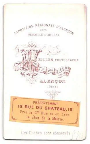 Fotografie A. Veillon, Alencon, 19, Rue du Château, 19, Junge Frau mit Haube