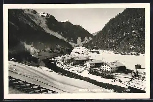 AK Steeg /Lechtal, Ortsansicht vom Berg aus im Winter