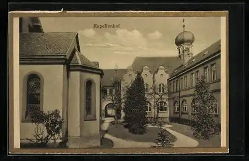 AK Liebfrauenberg bei Bergzabern, St. Paulusstift, Kapellenhof