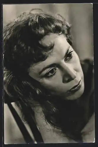 AK Schauspielerin Gisela Trowe mit offenem Haar
