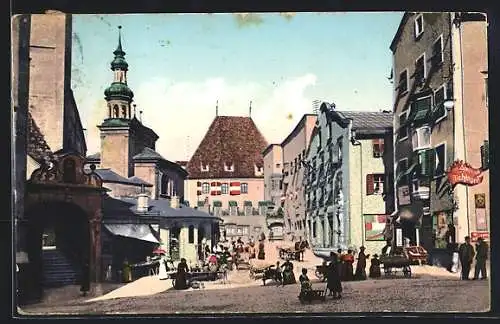 AK Hall i. Tirol, Belebte Szene auf dem Oberen Stadtplatz