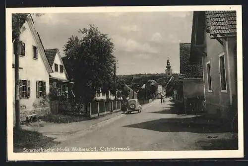 AK Waltersdorf /Oststeiermark, Strassenpartie mit Auto