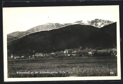 AK Winzendorf an der Schneebergbahn, Ortspartie mit Bergen