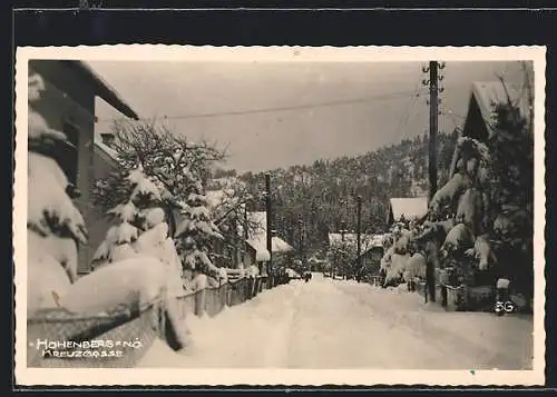 AK Hohenberg /N.-Ö., Kreuzgasse im Winter