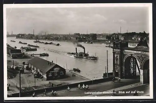 AK Ludwigshafen / Rhein, Blick auf den Rhein