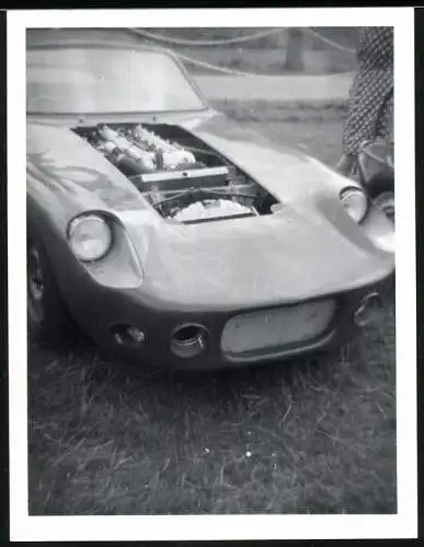 Fotografie Auto TVR, Sportwagen ohne Motorhaube bei Woburn Abbey