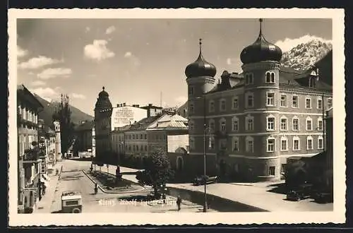 AK Lienz, Platz mit Cafe Lienzerhof