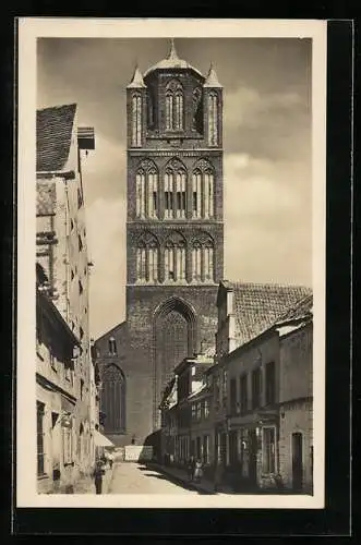 AK Stralsund, Die Jacobikirche von der Boettcherstrasse aus gesehen