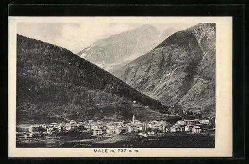 AK Malè, Gesamtansicht in den Bergen