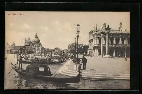 AK Venezia, Molo dal Rio della Paglia, Gondel