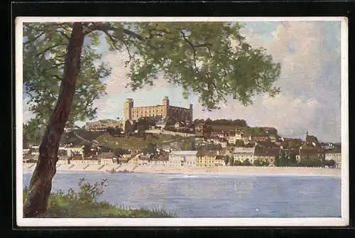 Künstler-AK Pressburg, Ortsansicht mit der Burg über den Fluss