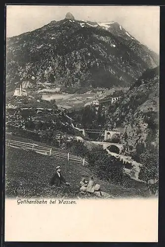 AK Wassen, Panoramaansicht mit Gotthardbahn, Mann und Mädchen rasten