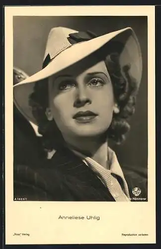 AK Schauspielerin Anneliese Uhlig mit Hut