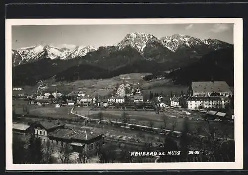 AK Neuberg a. d. Mürz, Ortsansicht mit Gleisen