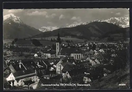 AK Trofaiach /Steiermark, Ortsansicht vor Bergpanorama