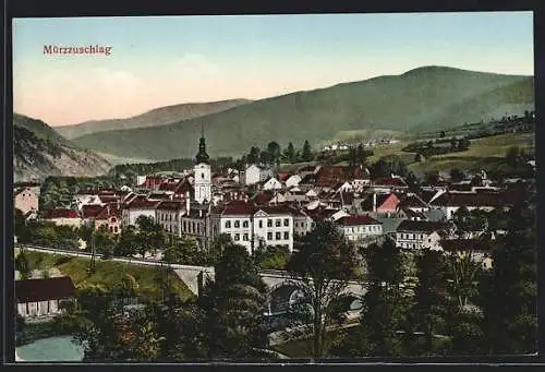 AK Mürzzuschlag, Ortsansicht mit Eisenbahnbrücke