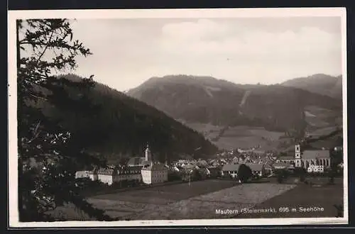 AK Mautern /Steiermark, Ortsansicht mit Kirche