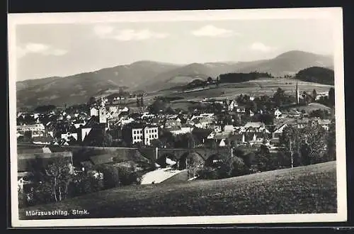 AK Mürzzuschlag /Stmk., Teilansicht mit Fluss und Brücke