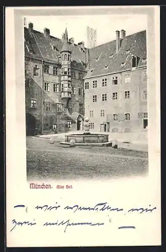 AK München, Brunnen im alten Hof