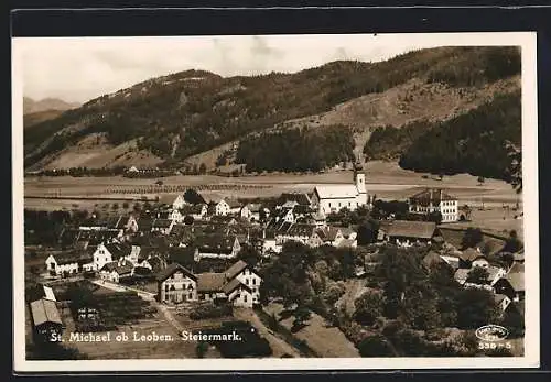 AK St. Michael ob Leoben, Totalansicht mit Holzstoff-Fabrik aus der Vogelschau, Fliegeraufnahme