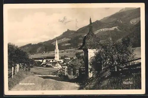 AK Rottenmann, Heiligenhäuschen mit Blick zur Kirche