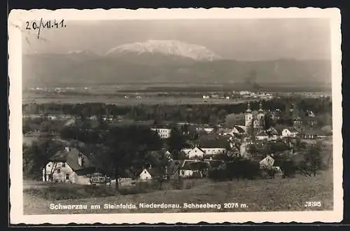 AK Schwarzau am Steinfelde, Gesamtansicht gegen den Schneeberg