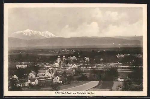 AK Schwarzau am Steinfeld, Gesamtansicht und der Schneeberg