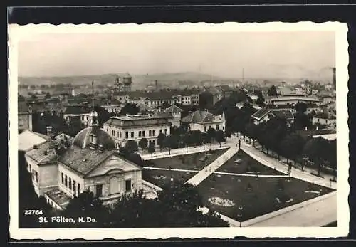 AK St. Pölten /N. Do., Teilansicht mit Park