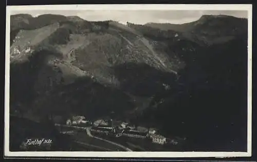 AK Hohenberg, Furthof, Ortsansicht mit Bergen