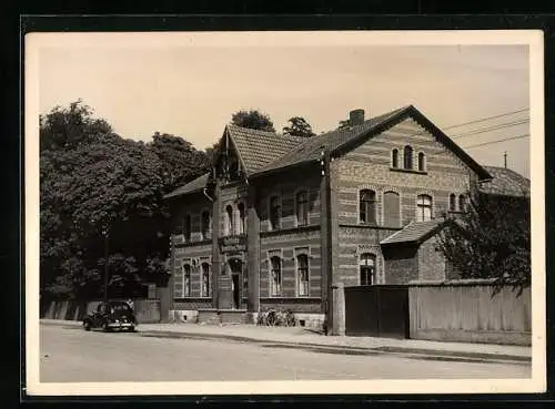 AK Stotternheim, Gasthof Deutsches Haus von der Strasse aus