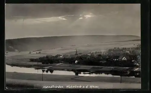 AK Wahmbeck a. d. Weser, Teilansicht mit Kirche am Abend