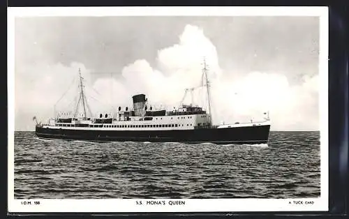 AK S.S. Mona`s Queen, I.O.M, Passagierschiff auf dem Meer