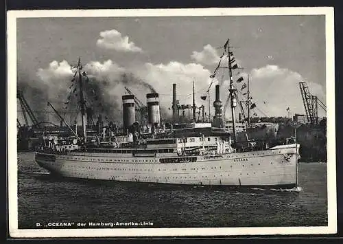AK Passagierschiff Oceana der Hamburg-Amerika Linie geht auf grosse Fahrt